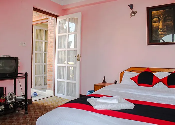 Kumari Homestay 住宿加早餐酒店 *
